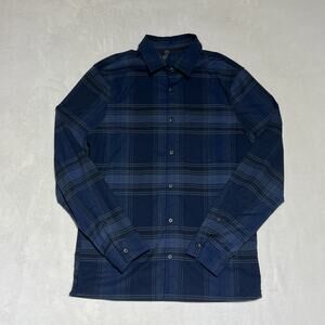Lululemon Masons Peak Flannel Shirt Mens Small Plaid Blue Button Up Casual